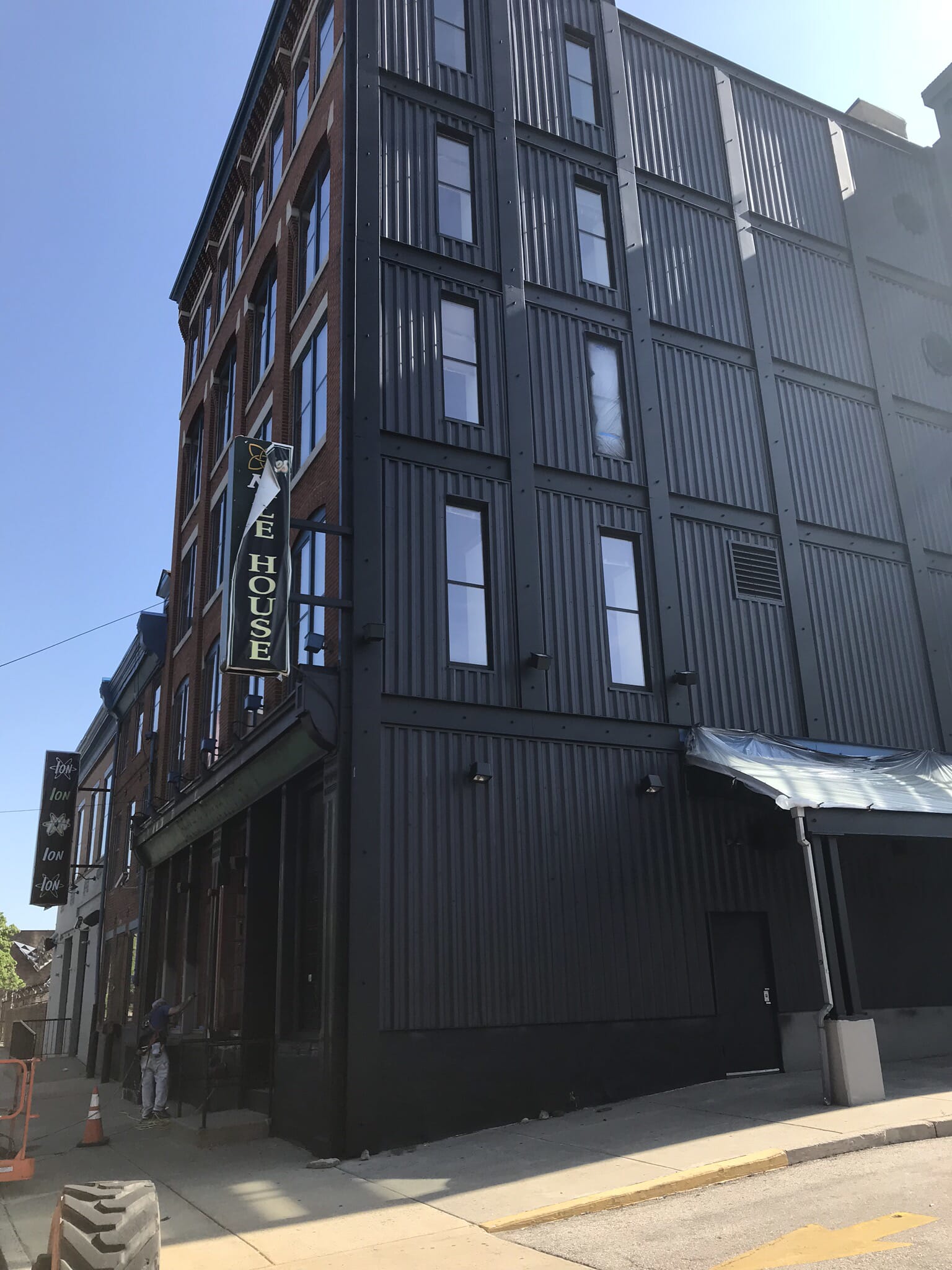 Groovy Hues of Philadelphia Exterior Painting