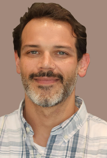 Head Shot of Rob Mullis